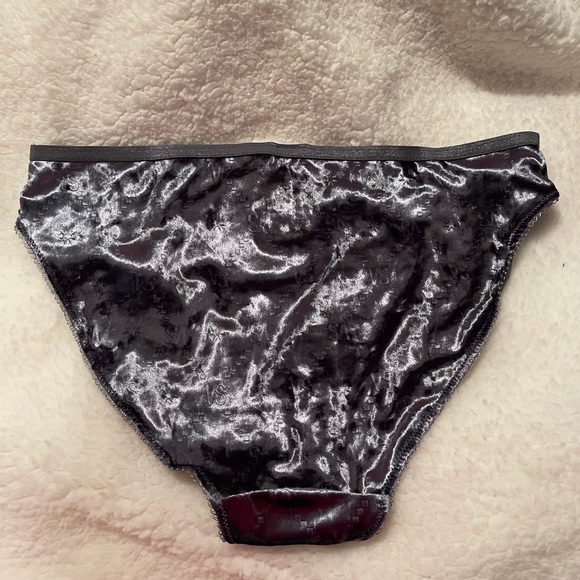 VICTORIA SECRET PANTY - Picture 7 of 8